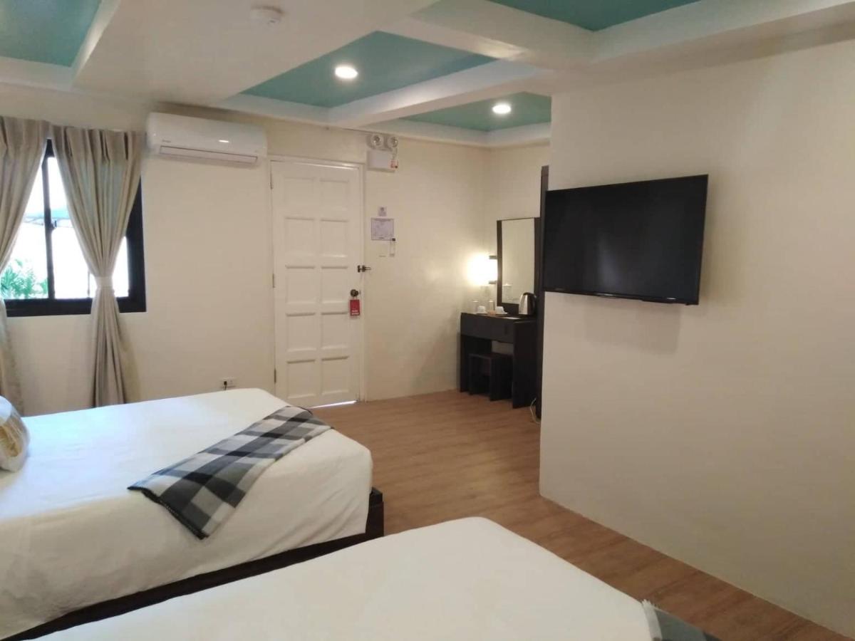R Bed And Breakfast Baguio City Екстер'єр фото