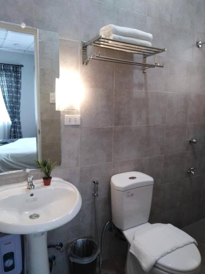 R Bed And Breakfast Baguio City Екстер'єр фото